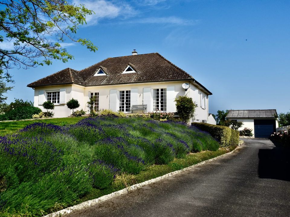 Villa i Couture-d'Argenson, Deux-Sevres - foto 1