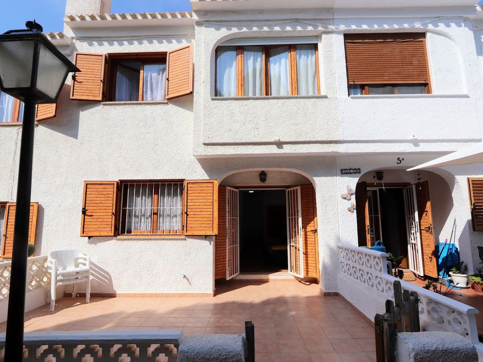 Villa i Playa Flamenca, Alicante - foto 1