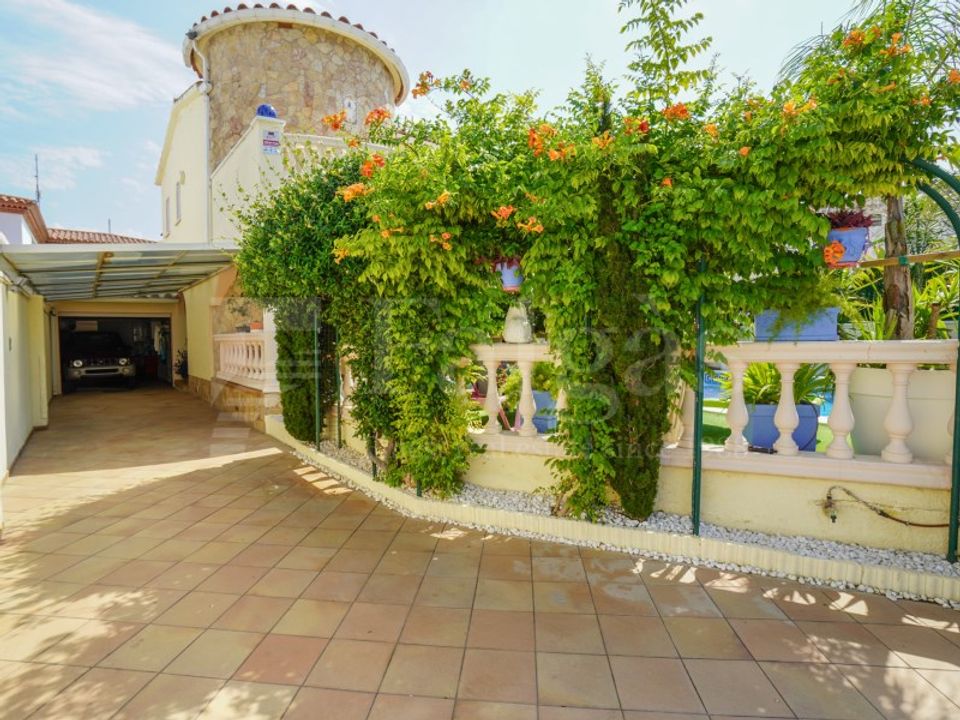 Villa i Empuriabrava, Gerona - foto 2