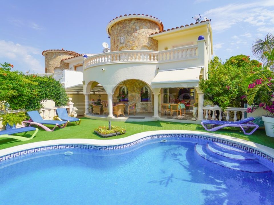 Villa i Empuriabrava, Gerona - foto 4