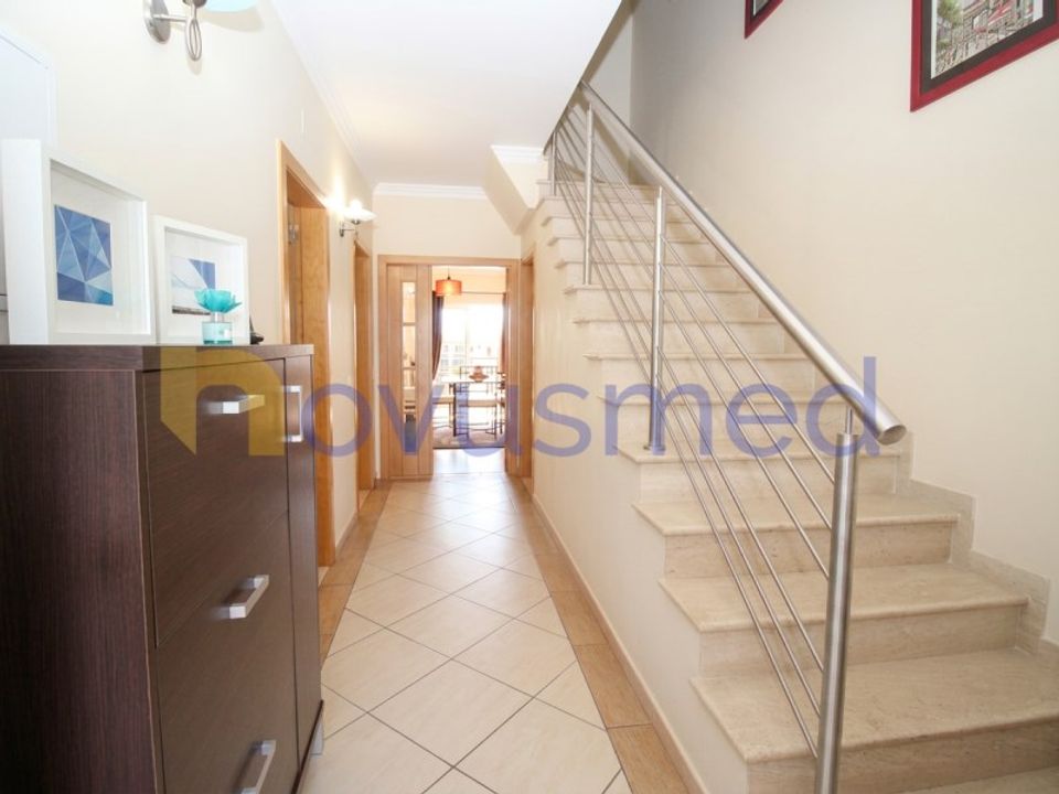 Rijtjeshuis in Ferreiras, Faro - foto 4