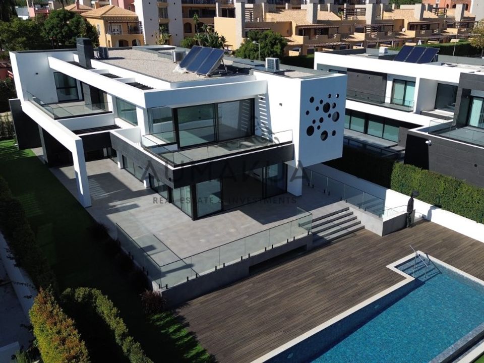 Villa i Quarteira, Faro - bilde 1