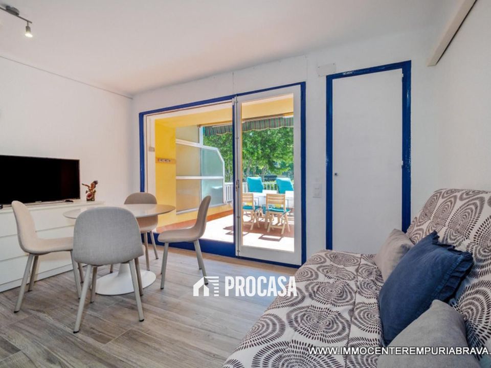 Lejlighed i Empuriabrava, Gerona - foto 4