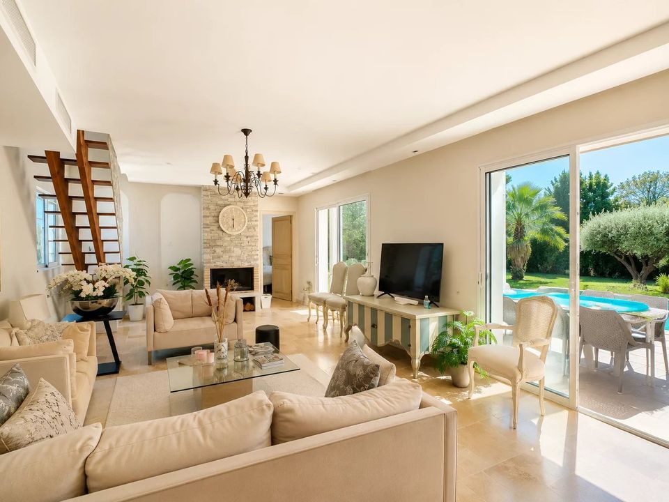 Villa i Saint-Cezaire-sur-Siagne, Alpes-Maritimes - foto 3