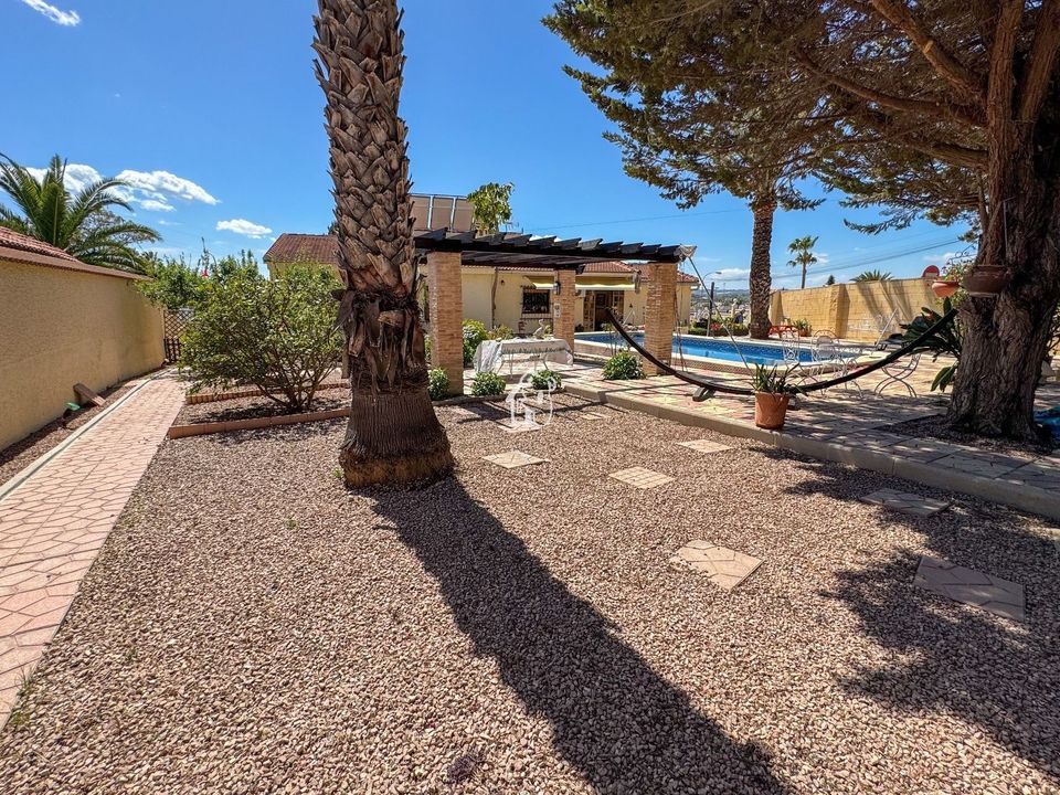 Villa in Ciudad Quesada, Alicante - photo 2