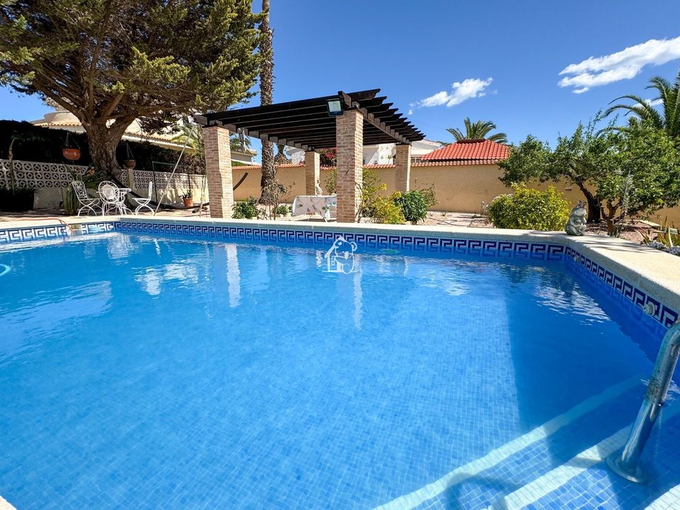 Villa in Ciudad Quesada, Alicante - photo 4