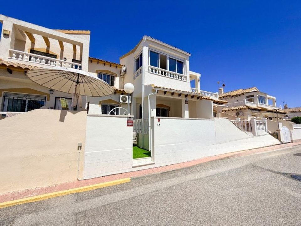 Reihenhaus in Los Balcones, Alicante - Foto 1