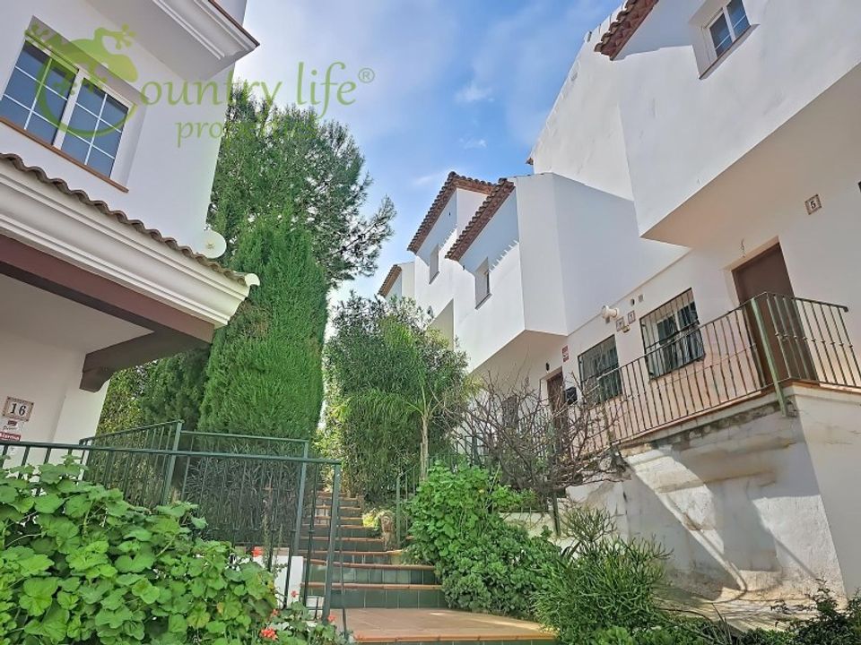 Rækkehus i Alcaucin, Malaga - foto 1