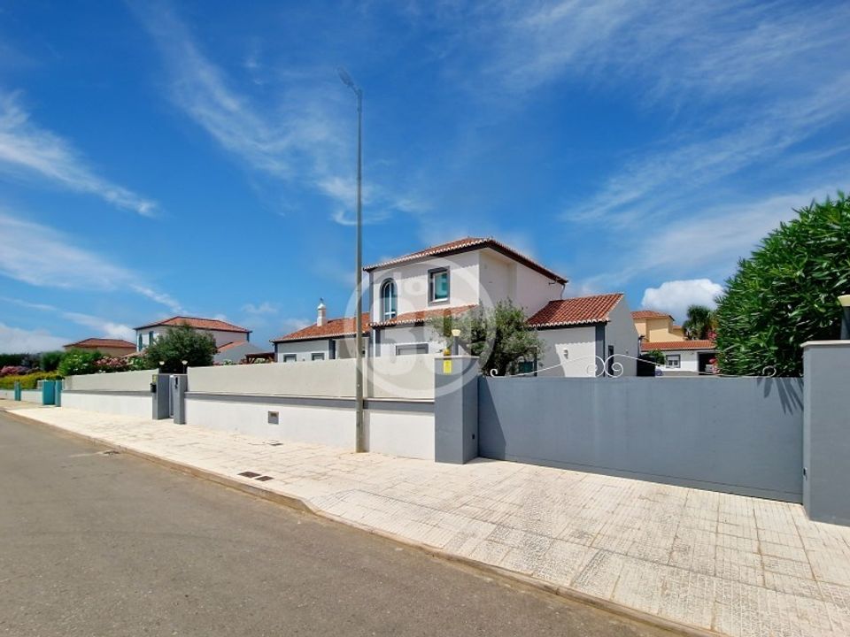 Villa em Quelfes, Faro - foto 1