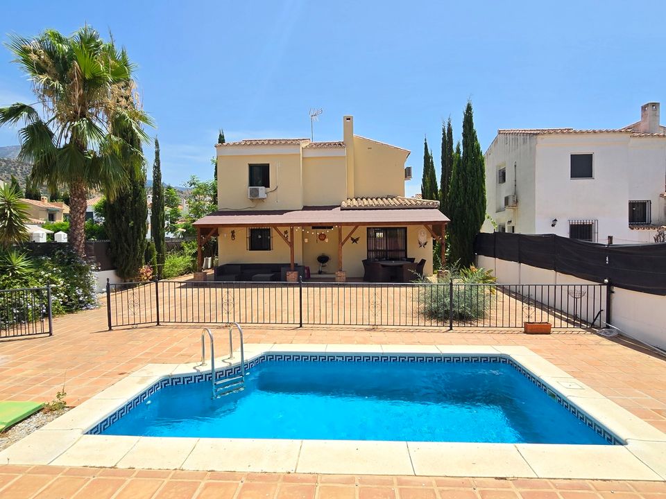 Villa i Vinuela, Malaga - foto 1