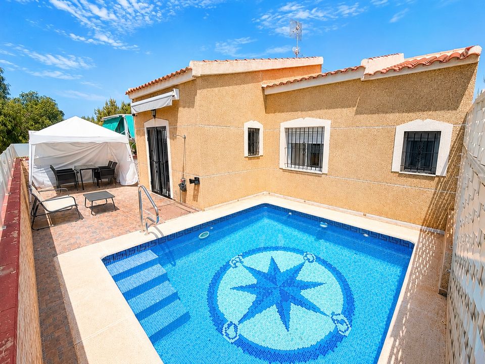 Villa i La Marina, Alicante - foto 1