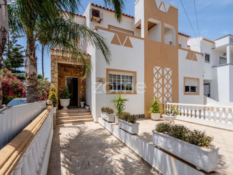 Villa i Estombar, Faro - bilde 1