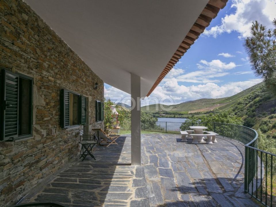 Gård i Ligares, Braganca - bilde 4