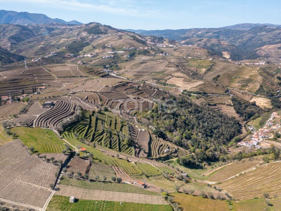 Terra a Santa Marta de Penaguiao, Vila Real - foto 4
