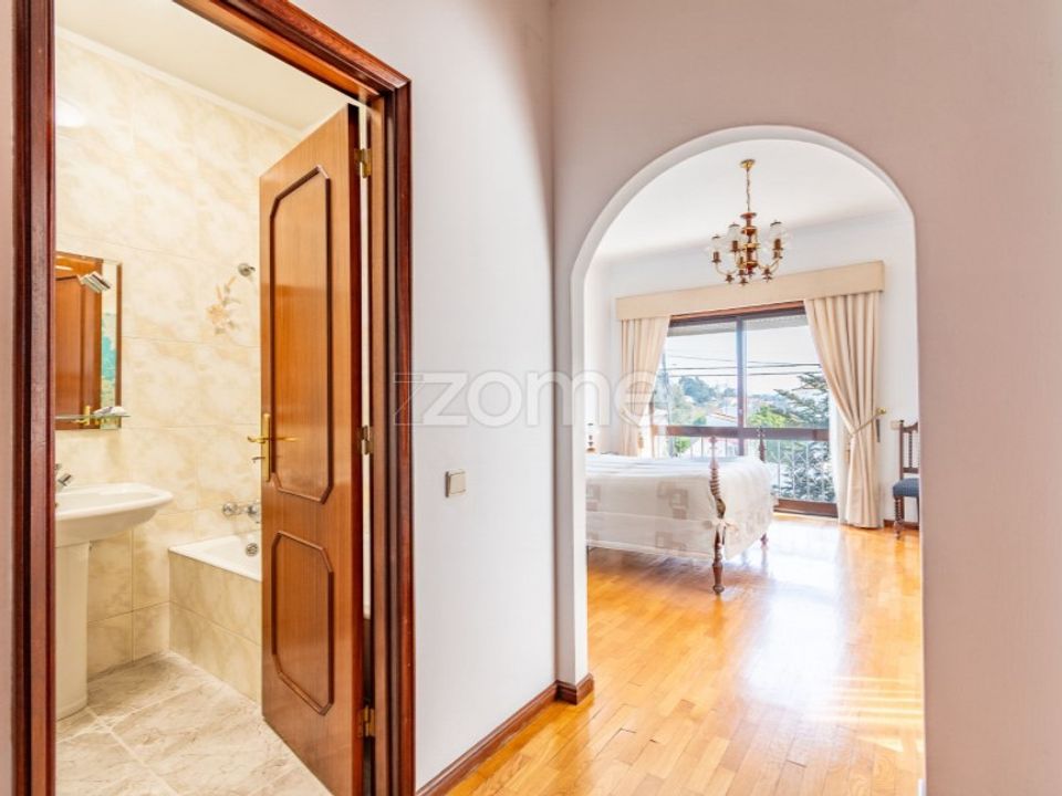 Villa em Crestuma, Porto - foto 5