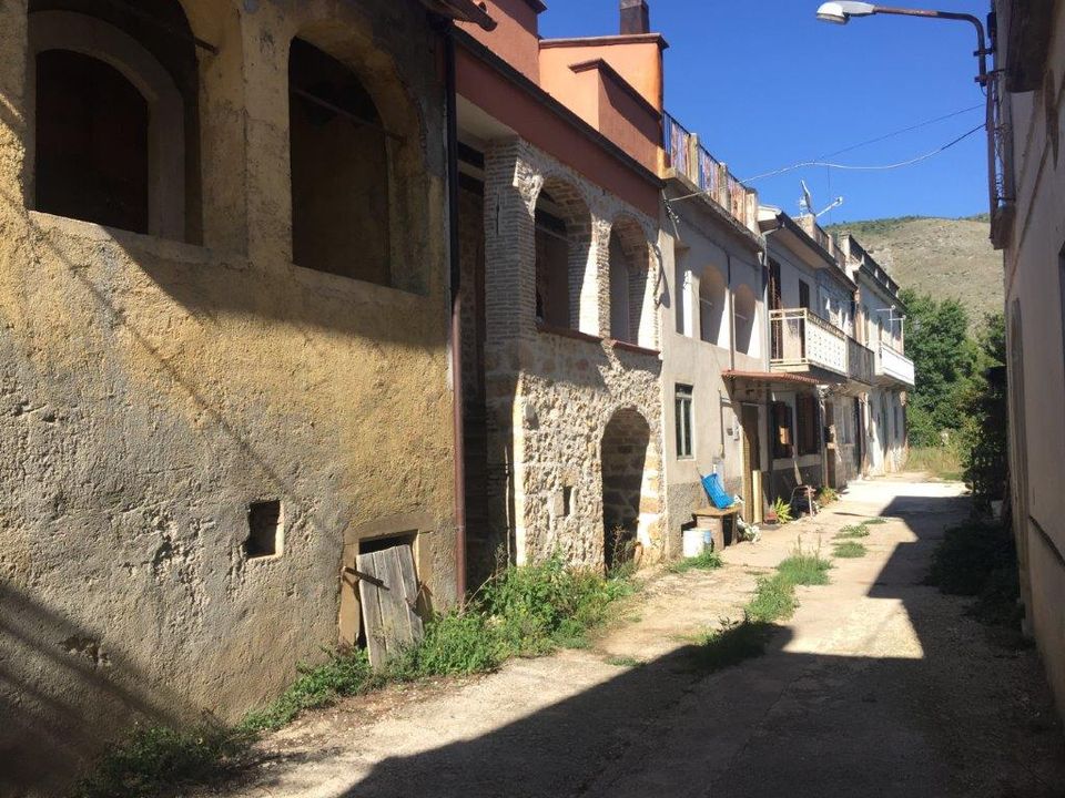 Casa de cidade em Vallepescara, L'Aquila - foto 1
