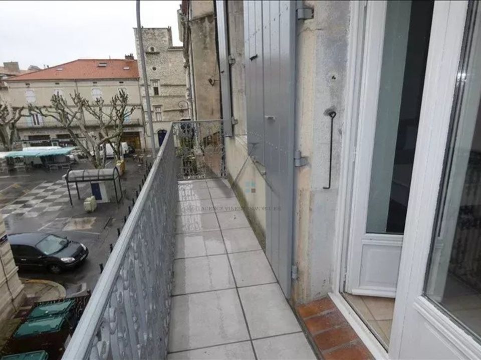 Apartment in Montelimar, Drome - photo 4