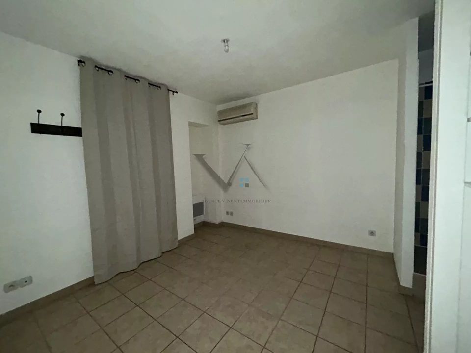 Apartment in Montelimar, Drome - photo 5