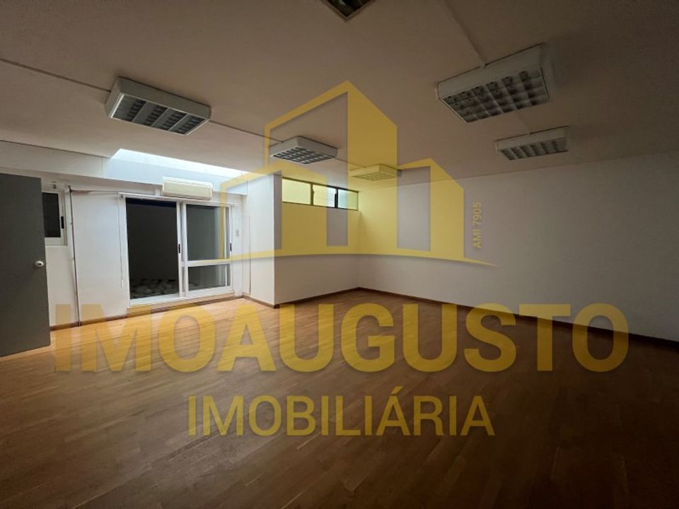 Commercial property in Guarda, Guarda - photo 5