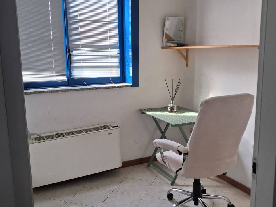 Commercial property in Desio, Monza and Brianza - photo 1