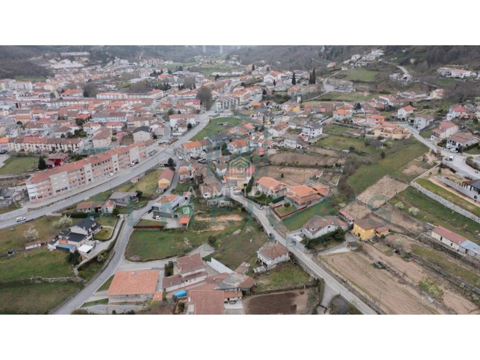 Helårsgrund i Vila Pouca de Aguiar, Vila Real - foto 1