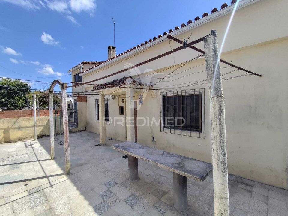 Byhus i Almada, Setubal - foto 2