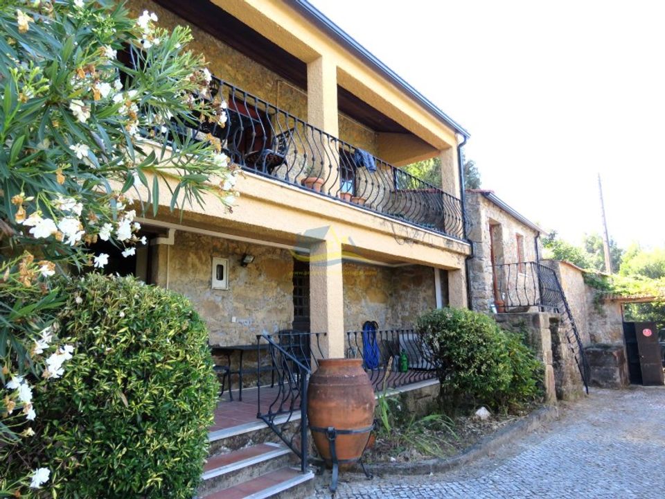 Villa em Miranda do Corvo, Coimbra - foto 1