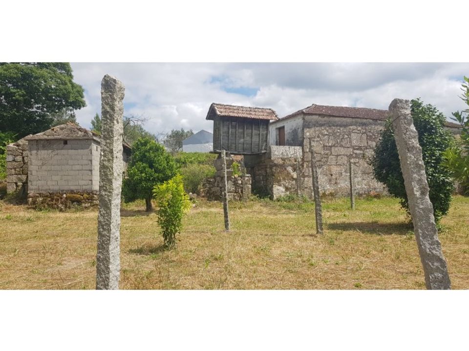 Boerderij in Penhalonga e Pacos de Gaiolo, Porto - foto 1