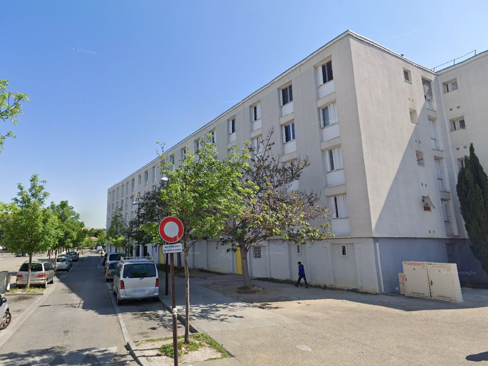 Apartment in Avignon, Vaucluse - photo 2