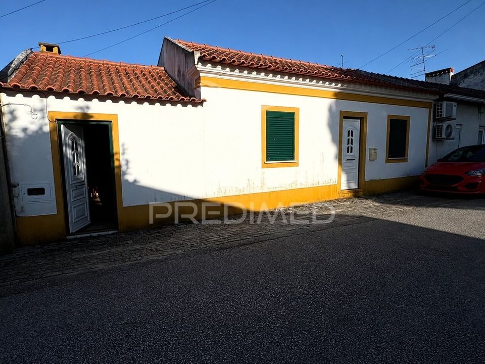 Casa de pueblo en Constancia, Santarem - foto 1