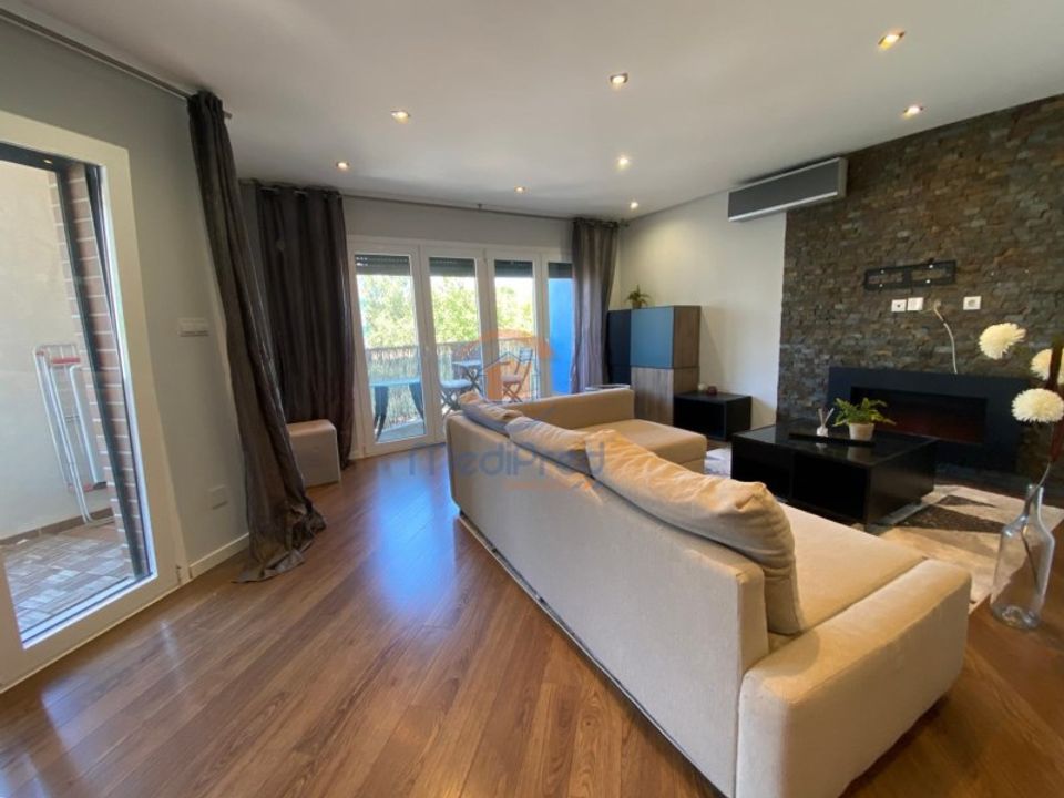 Apartment in Odivelas, Lisbon - photo 1