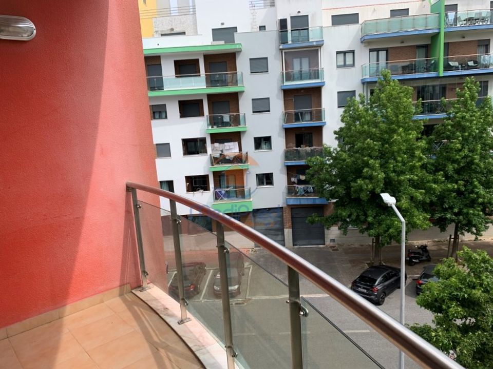 Apartment in Odivelas, Lisbon - photo 4