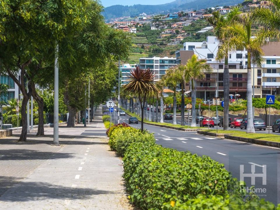 Estacionamento em Funchal, Madeira - foto 4