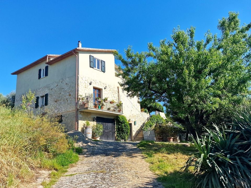 Villa i Montecchio, Terni - bilde 4