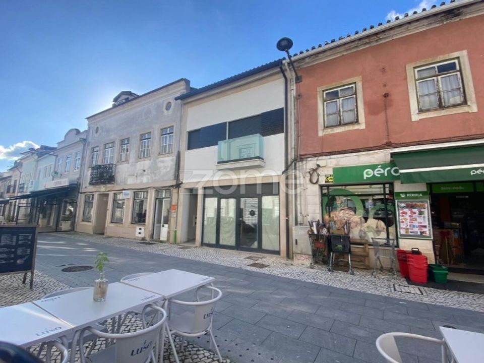 Villa - Mealhada, Aveiro - photo 1