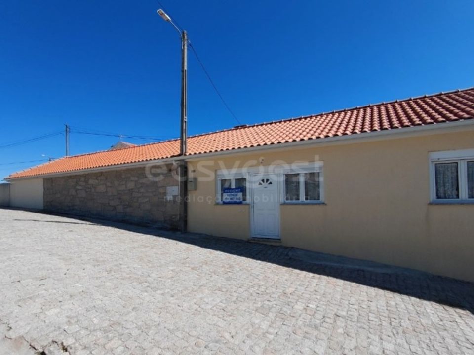 Villa en Carrazeda de Ansiaes, Braganca - foto 1