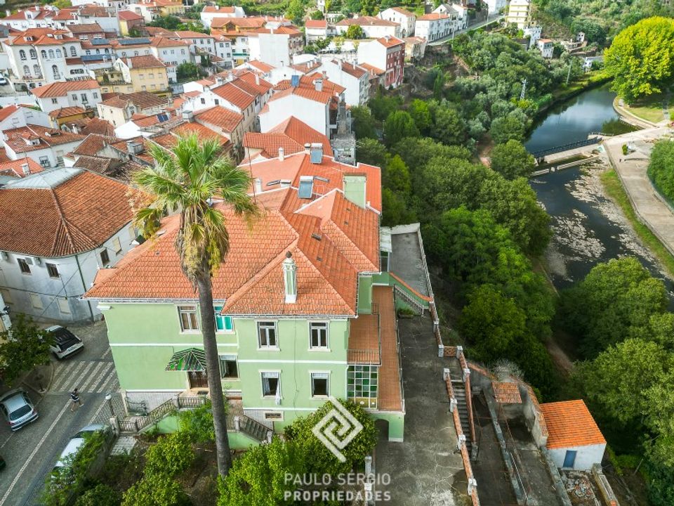 Villa em Serta, Castelo Branco - foto 1