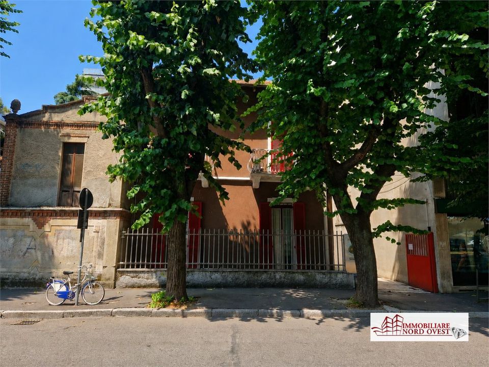 L'establiment comercial a Rho, Milan - foto 3