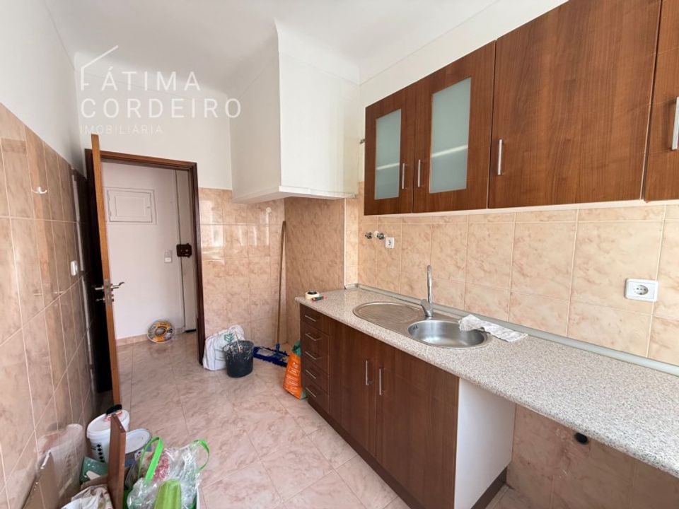 Apartment in Amadora, Lisbon - photo 1