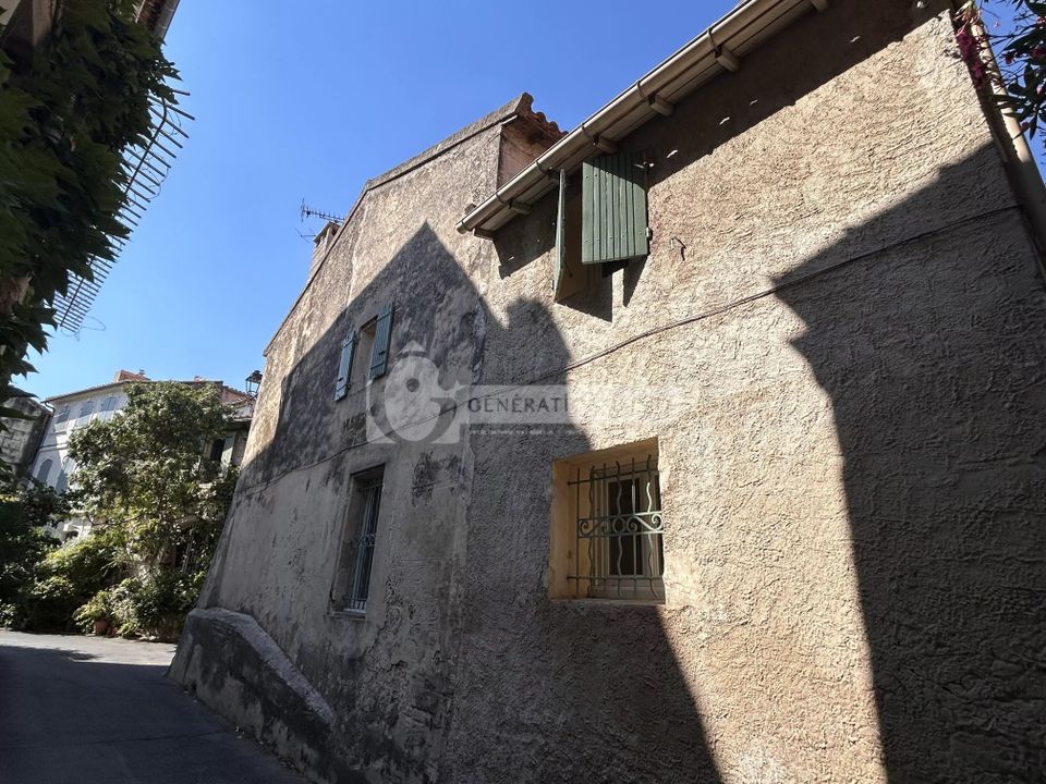 Landejendom i Fontvieille, Bouches-du-Rhone - foto 1