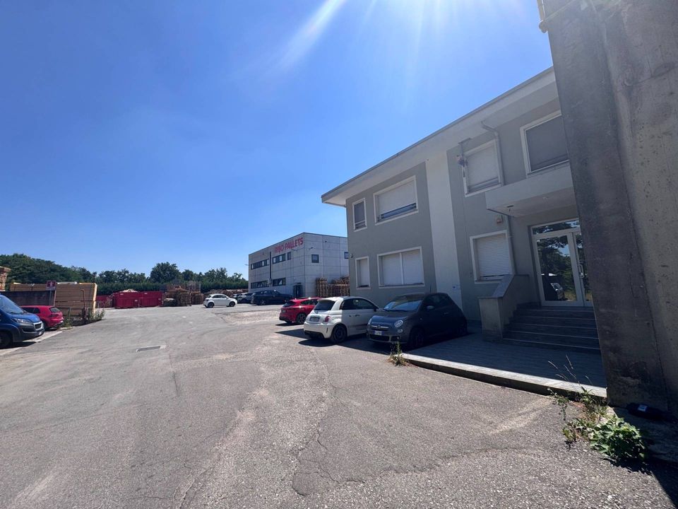 Propriedade comercial em Gorla Maggiore, Varese - foto 4
