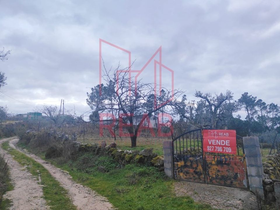 Grond in Forninhos, Guarda - foto 1