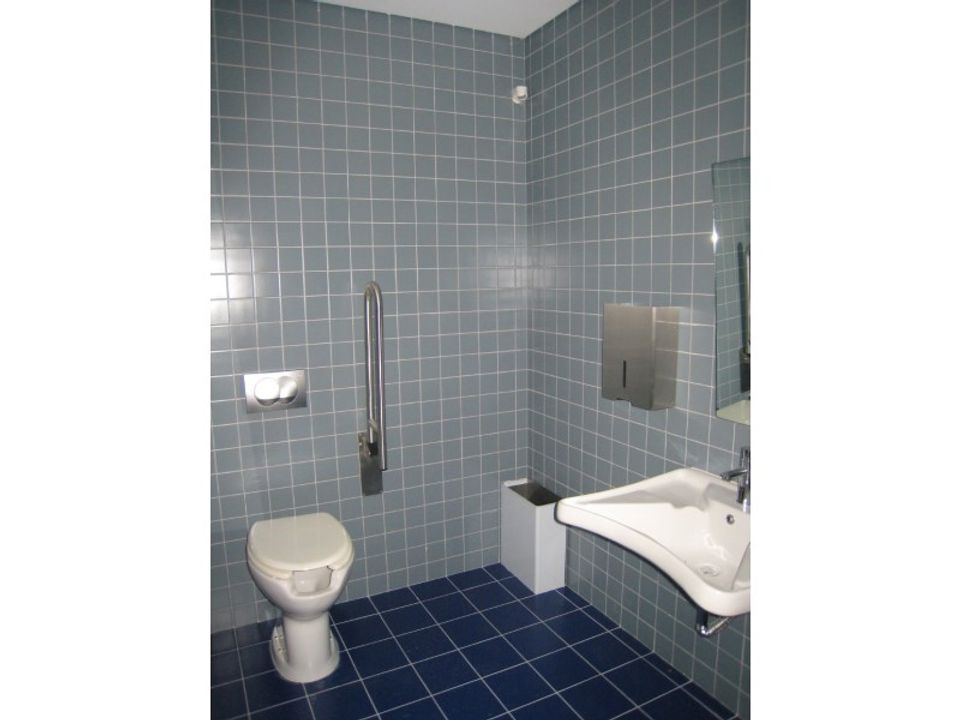 Commercial property in Benavente, Santarem - photo 5