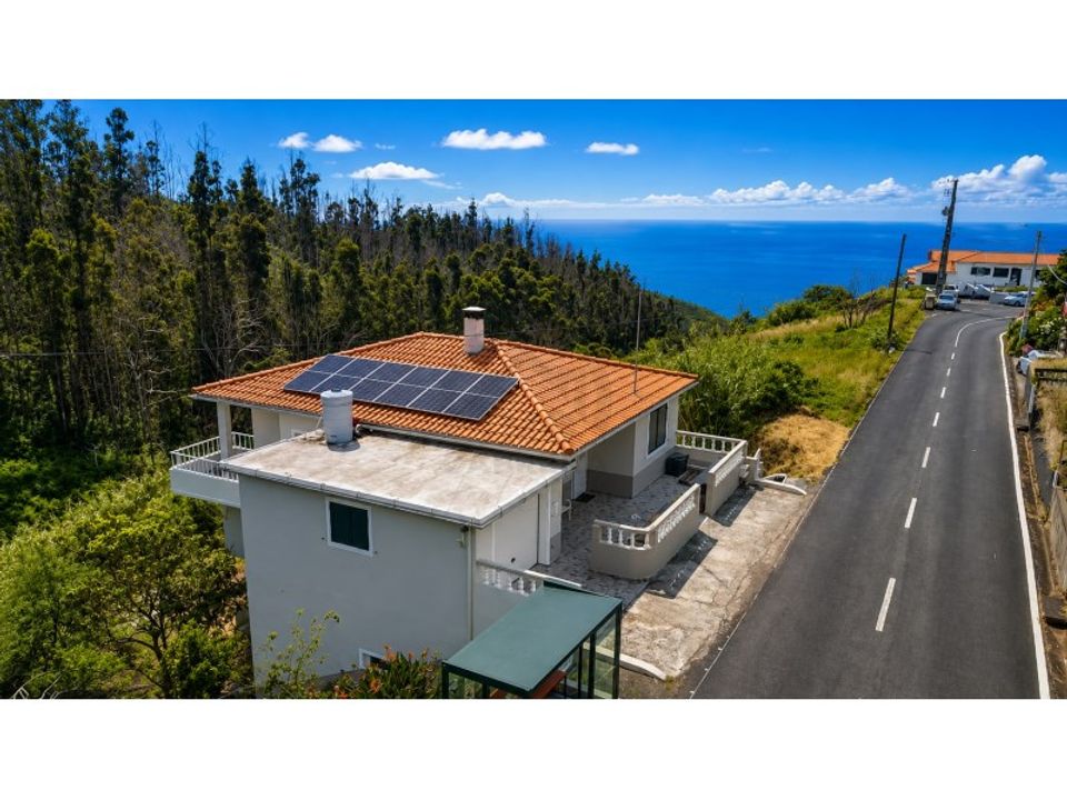 Haus in Ponta do Pargo, Madeira - Foto 1