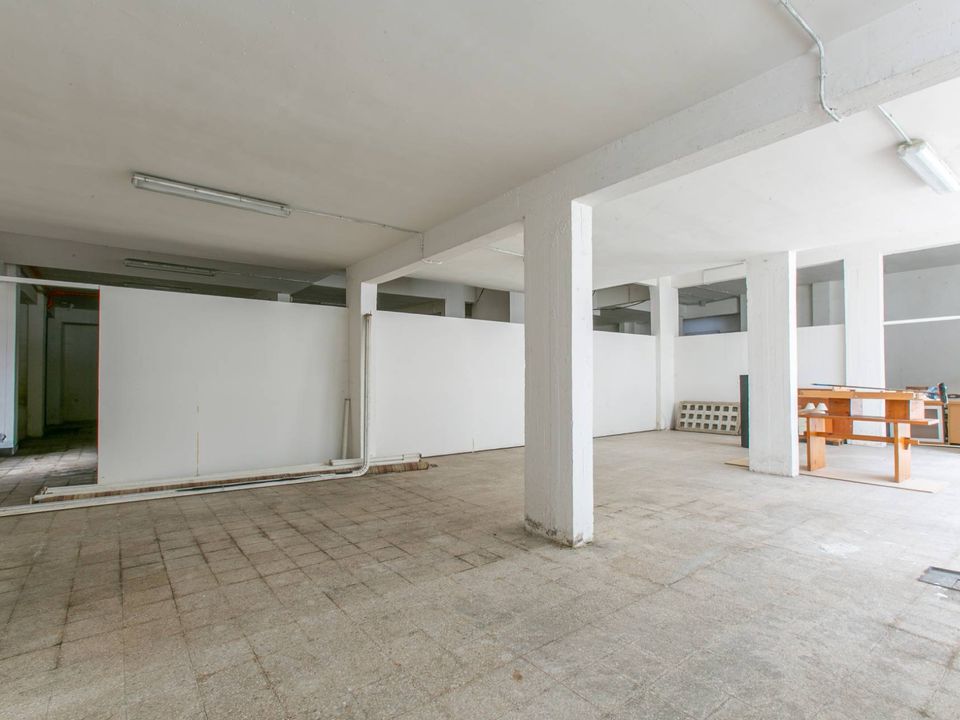 L'establiment comercial a Pomezia, Rome - foto 5
