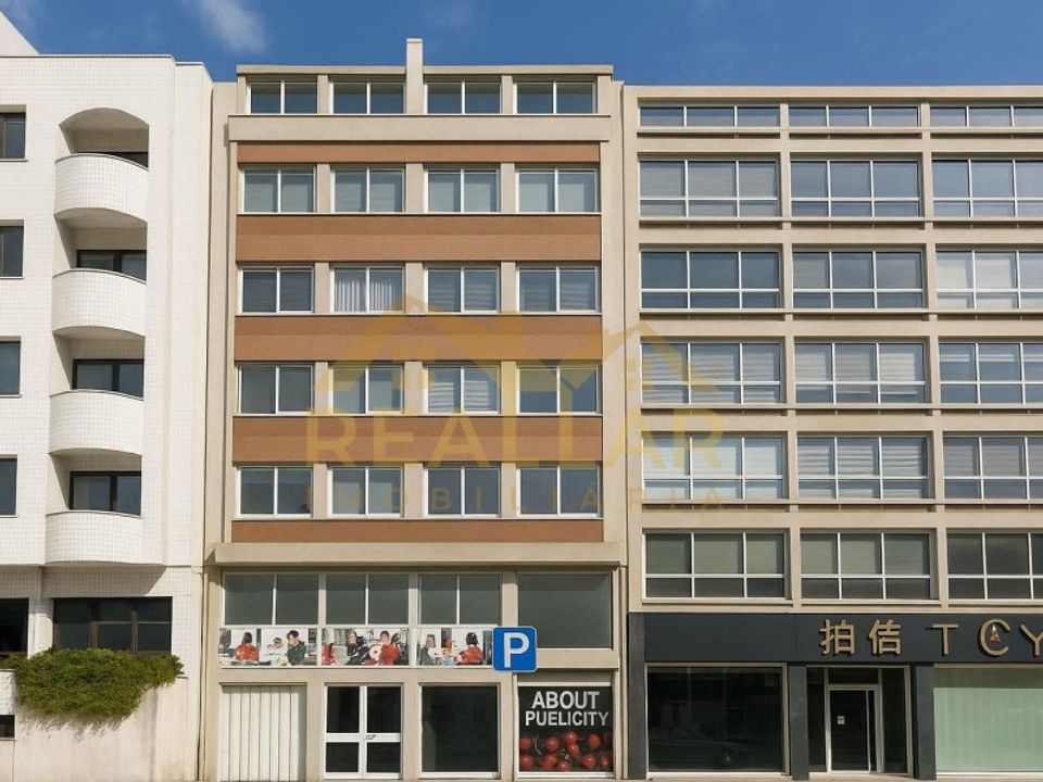 Erhvervsejendom i Maia, Porto - foto 1