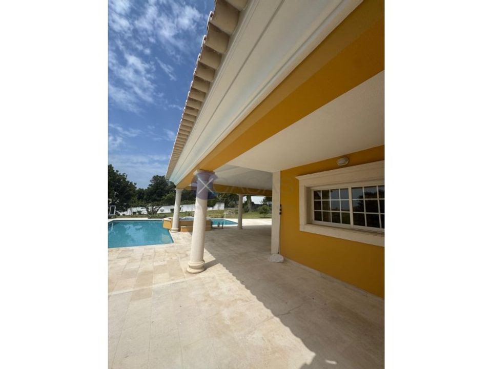 Villa a Rio de Mouro-Estacao, Lisbon - foto 3