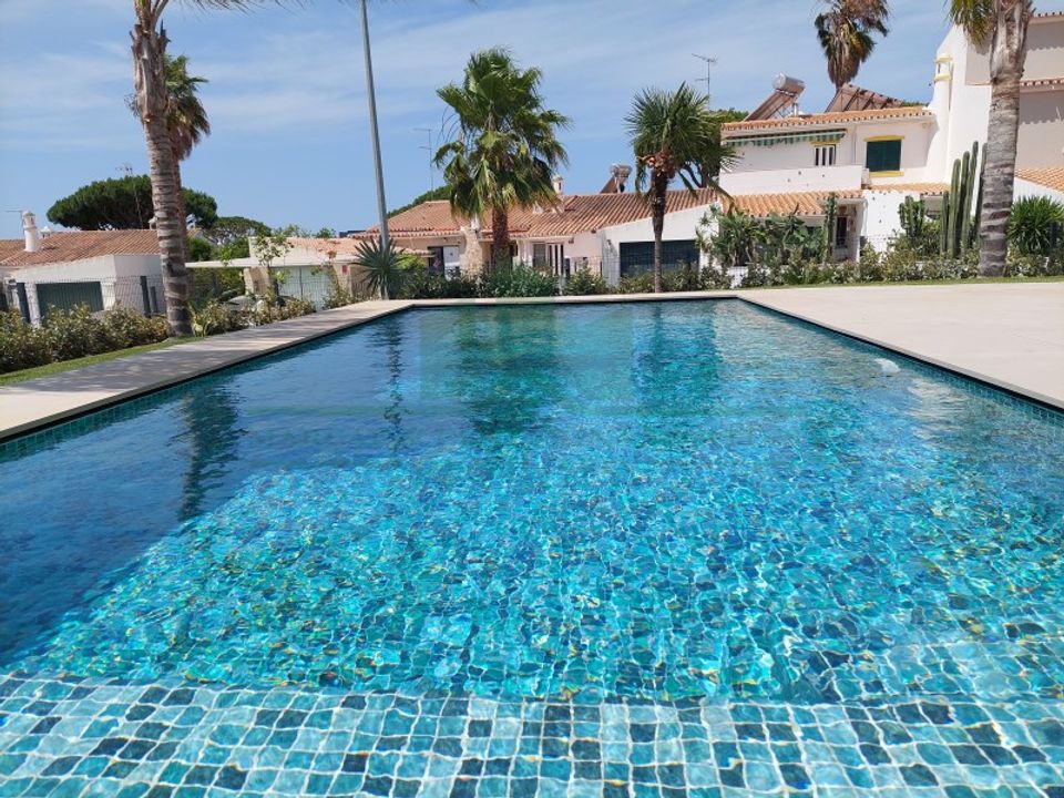 Villa i Quarteira, Faro - foto 1