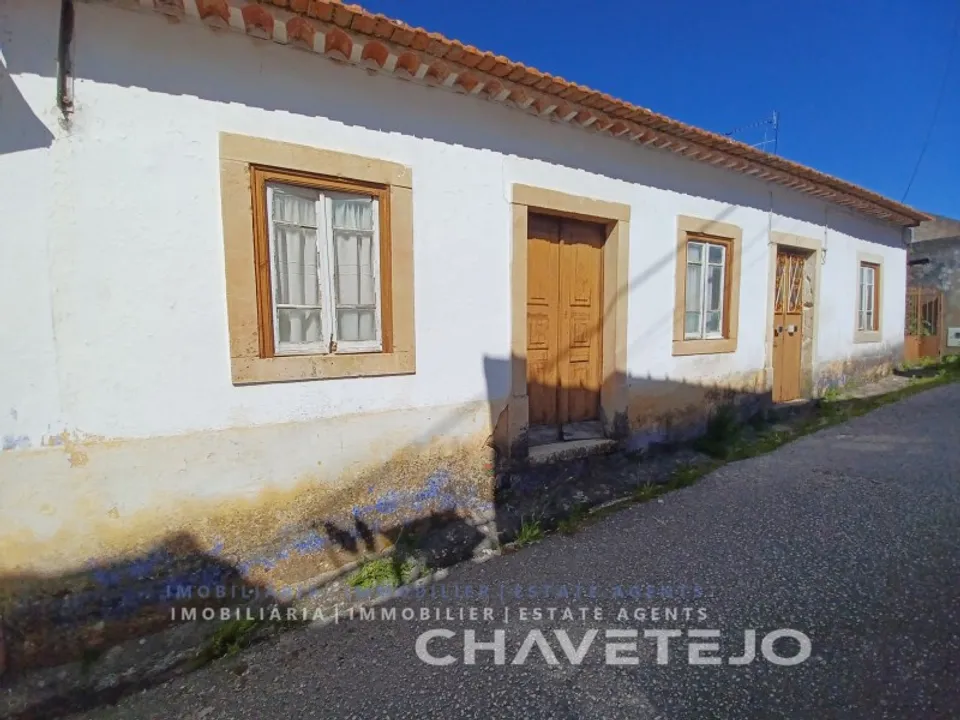 Landhuis in Casais e Alviobeira, Santarem - foto 1