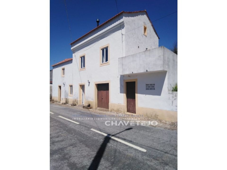 Villa i Figueiro dos Vinhos, Leiria - bilde 1